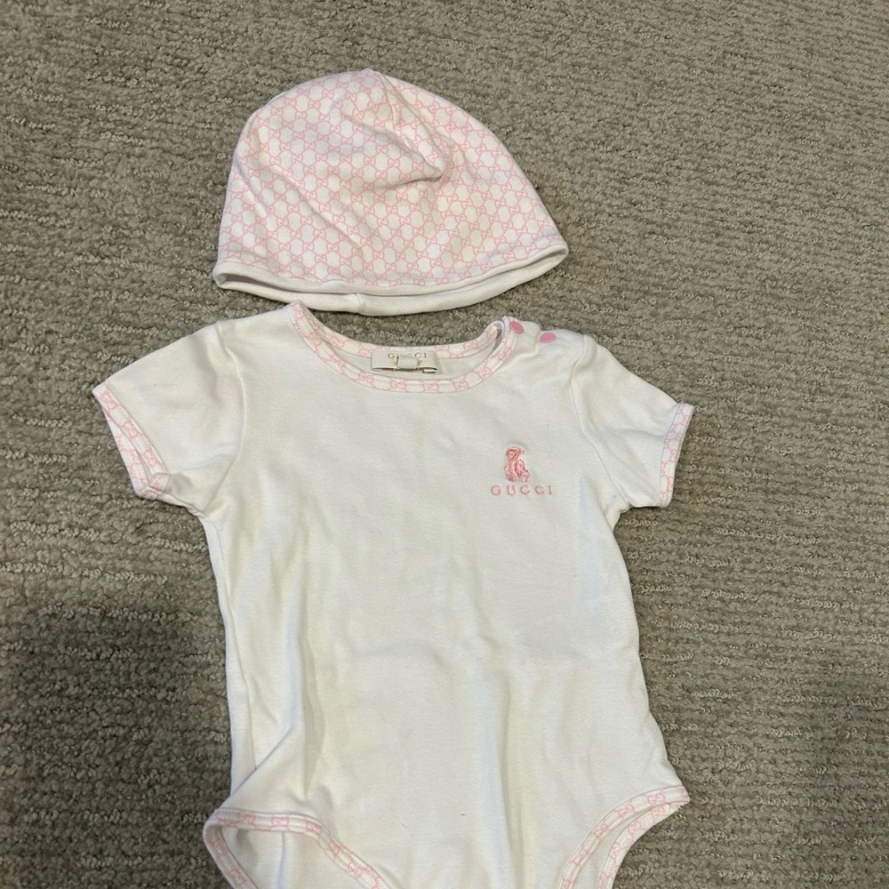 Gucci baby 18-24 month bodysuit with matching beanie